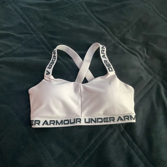 Under Armor crossover sports bra - Picture 1 of 3
